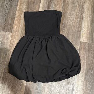 Elegant Black Strapless Dress